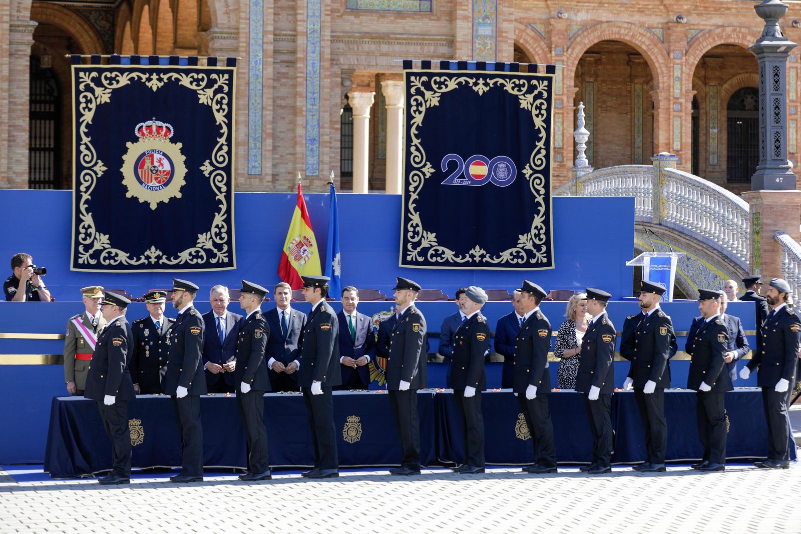Plaza de España. Día de la Policía Nacional