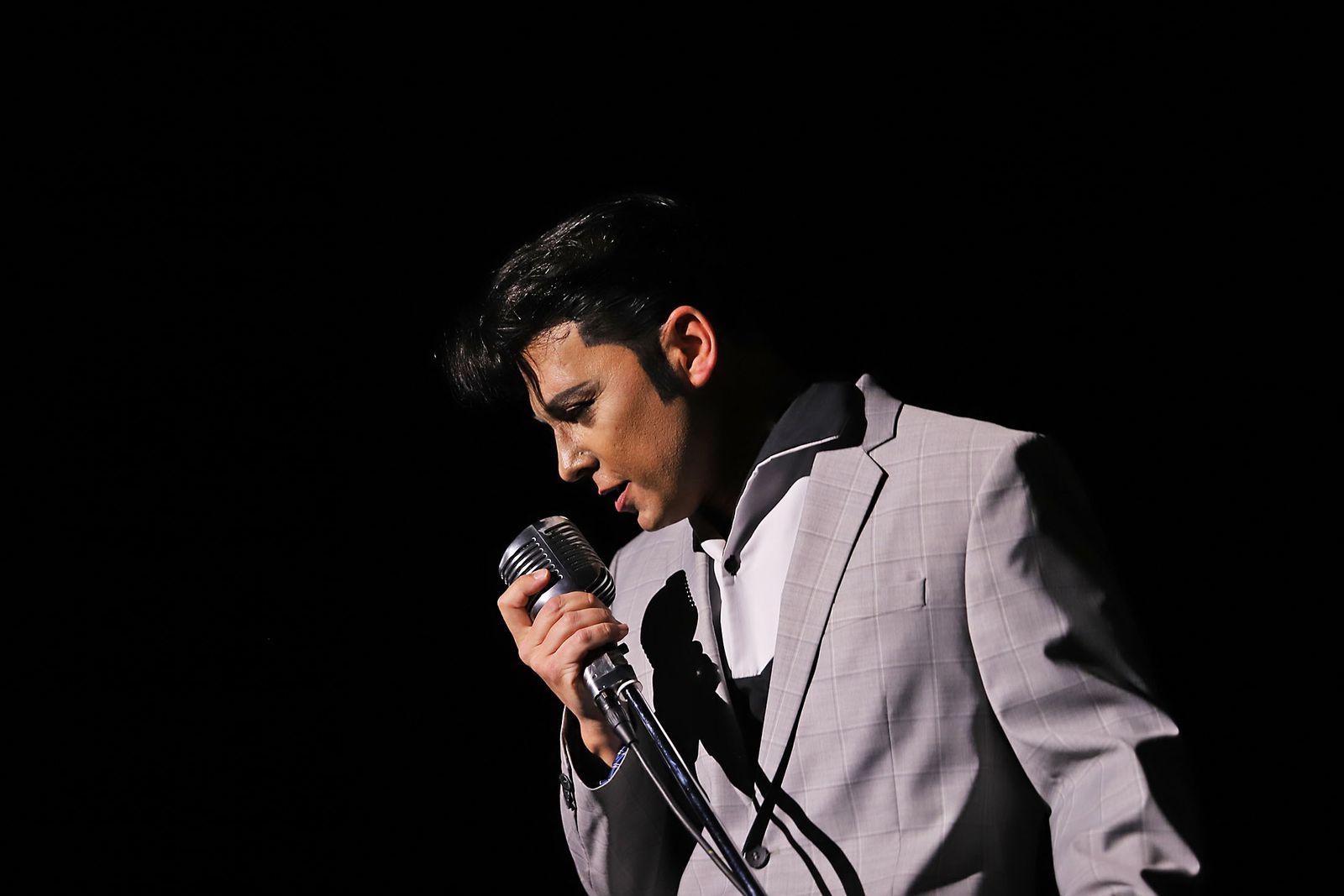 Imágenes del concierto 'Elvis Dreams' en la Casa Colón de Huelva