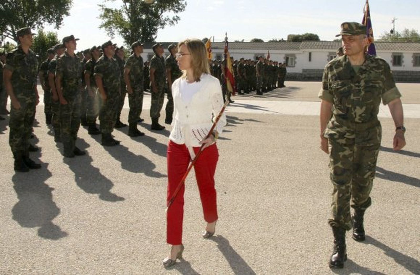 Los militares de Hoyo salen del cuartel tras 10 días de cuarentena