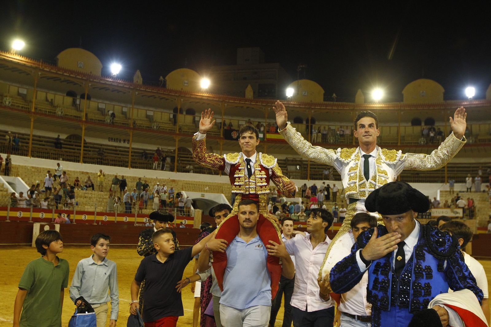 Imágenes de la corrida de toros del jueves en la Feria de Almería 2024