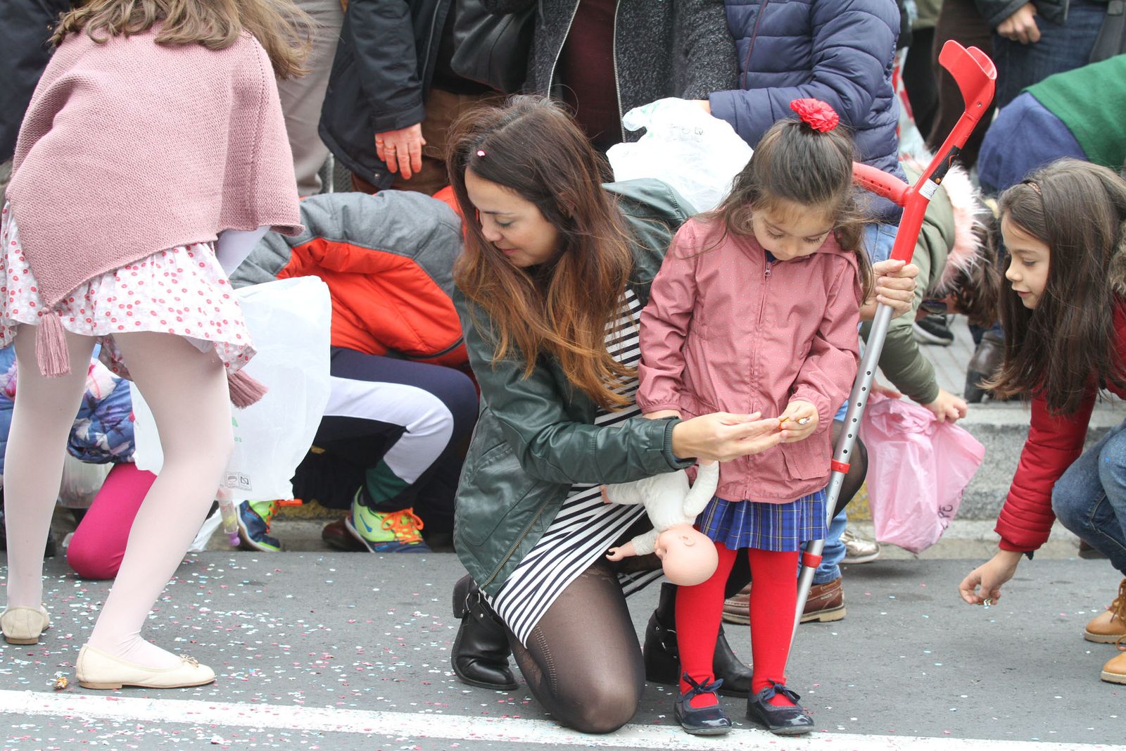 Cabalgata de los Reyes Magos 2018: Melchor, Gaspar y Baltazar adelantan su salida para llenar de ilusión las calles de Huelva