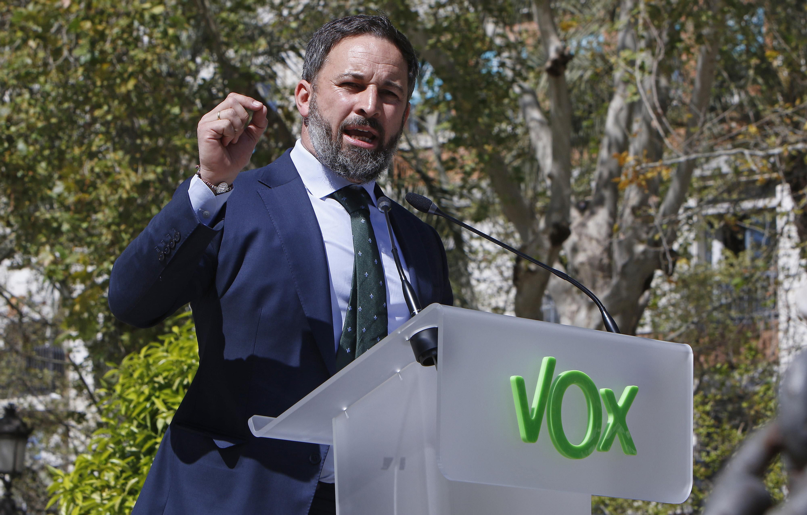 Cierran Plaza Nueva para una R.P. de Santiago Abascal