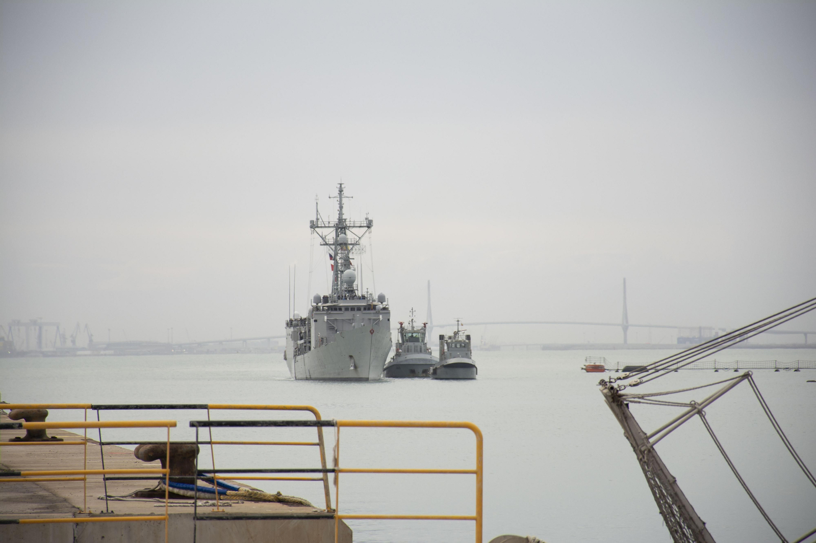 Armada: Así ha sido el recibimiento a la fragata 'Navarra' a la Base de Rota