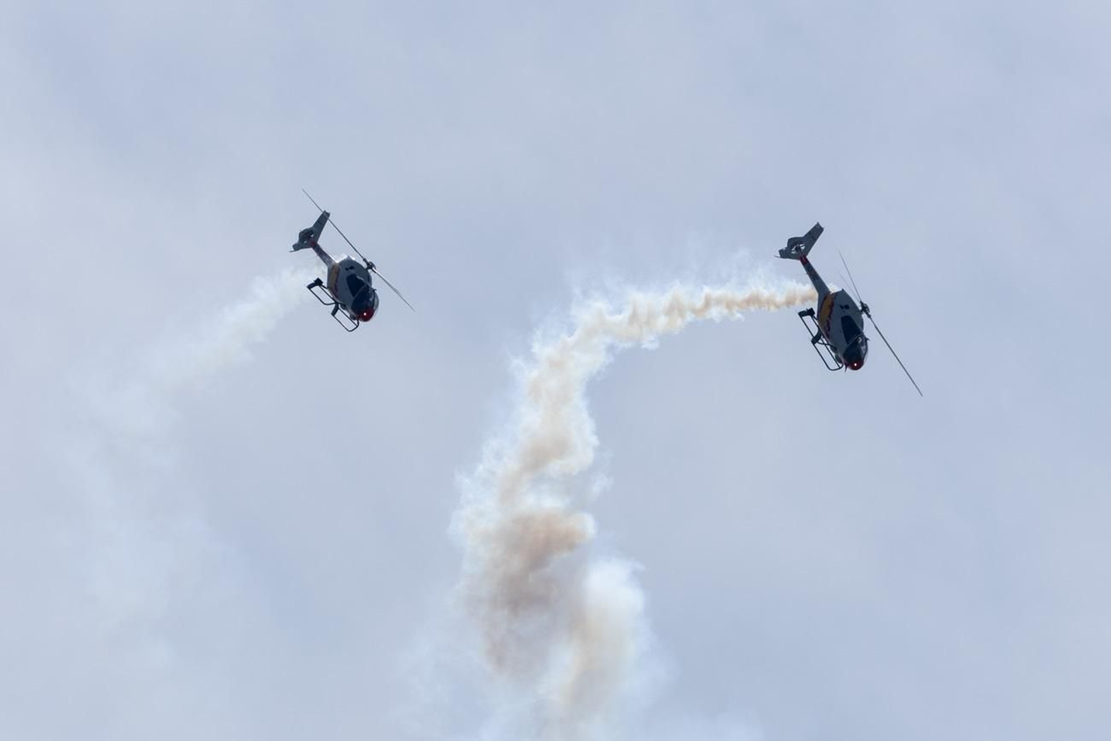 Exhibición de la Patrulla Aspa del Ejército del Aire y del Espacio con motivo del 1.200 aniversario de la capitalidad de Jaén
