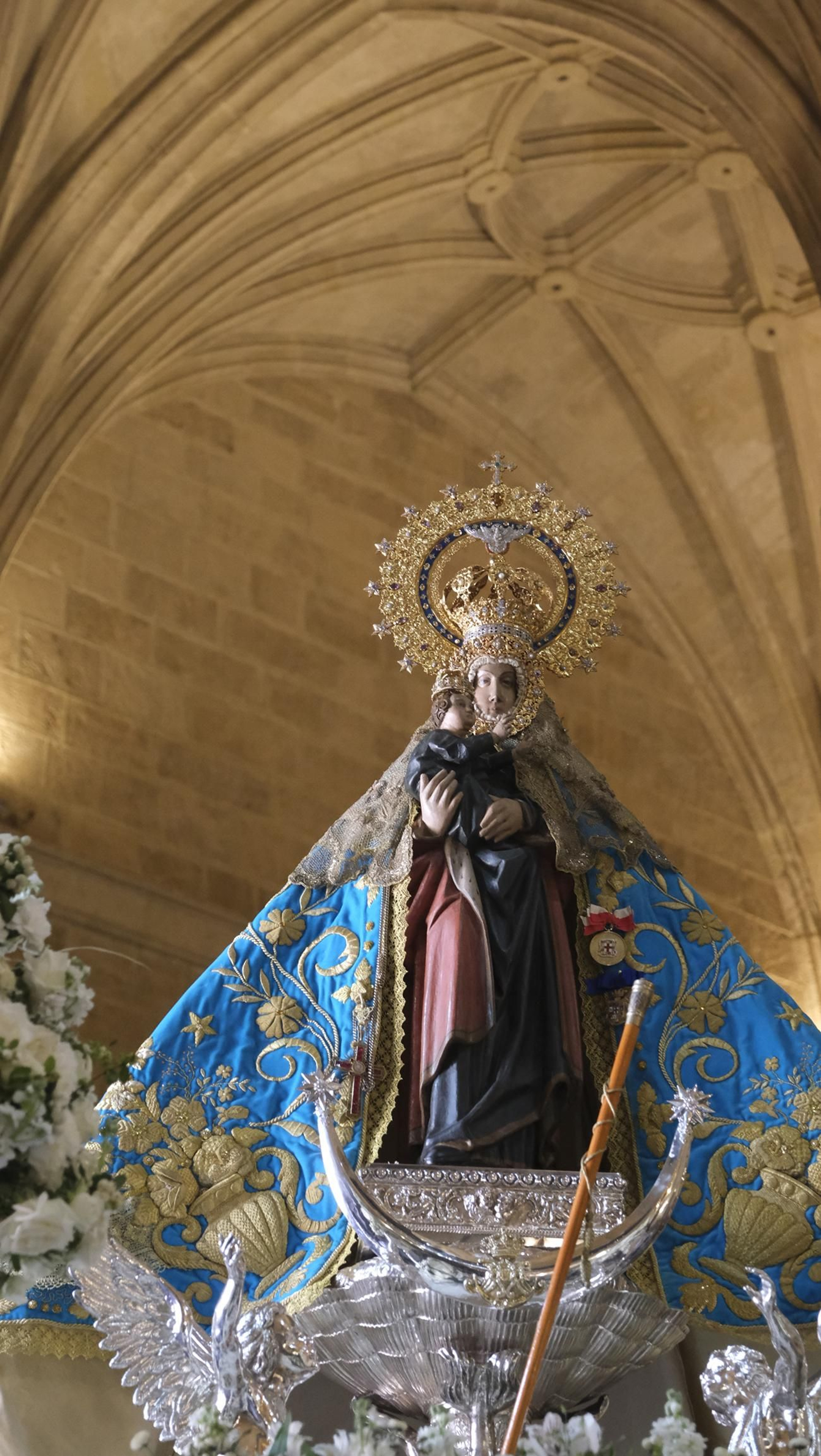Traslado de la Virgen del Mar a la Catedral de Almería, en imágenes