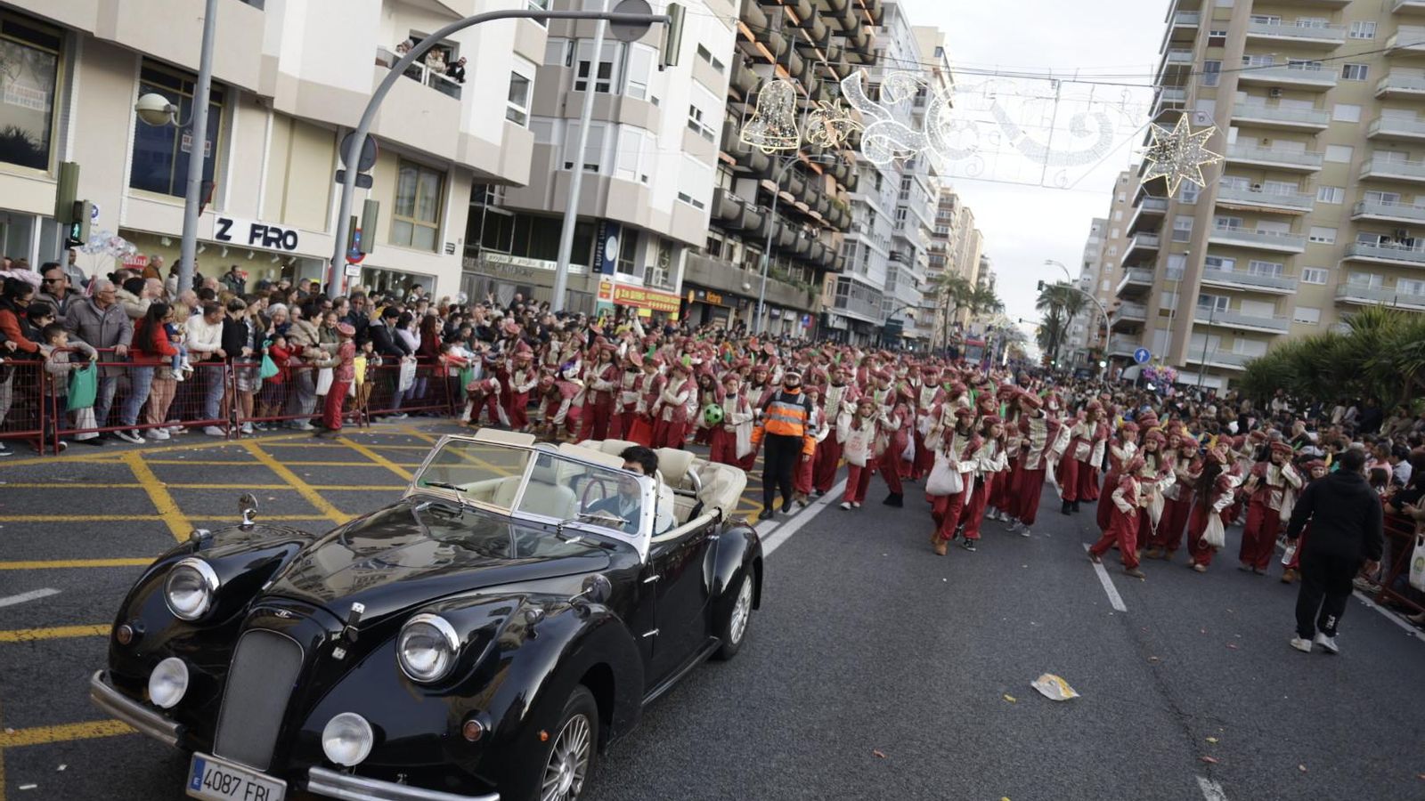 Todas las imágenes de SS.MM. los Reyes Magos en Cádiz: Visitas, cabalgata, horarios y recorrido