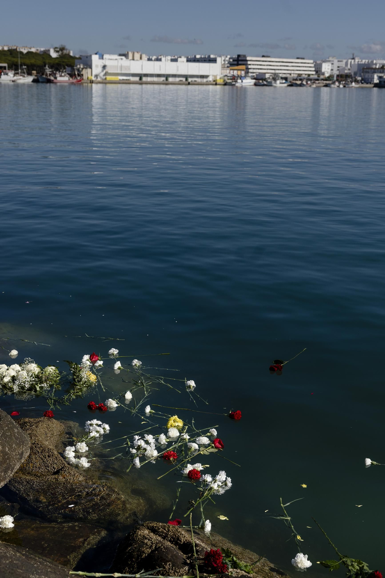 Todas las imágenes del homenaje homenaje a los dos guardias civiles que murieron arrollados por una narcolancha