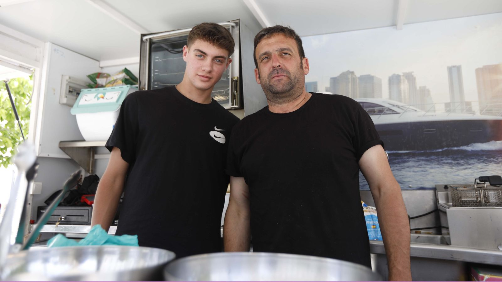 Fotos del festival de foodtrucks y conciertos por el 318 aniversario de San Roque