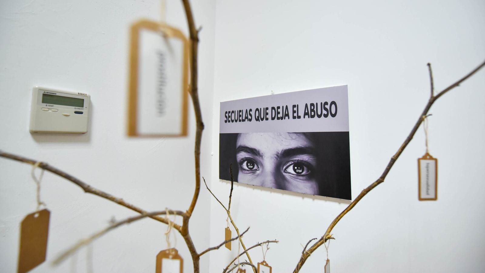 Exposición 'No mas voces silenciadas' de Laura Soler en el centro documental, en imágenes