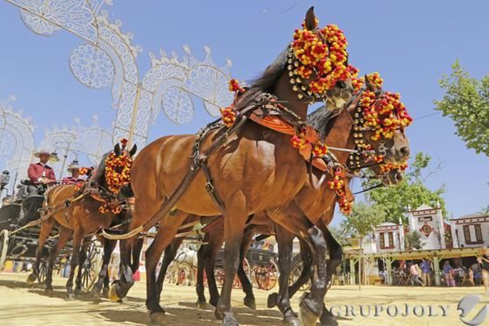 Un vistoso enganche de los muchos que llenaron ayer el paseo de caballistas.

Foto: Manuel Aranda