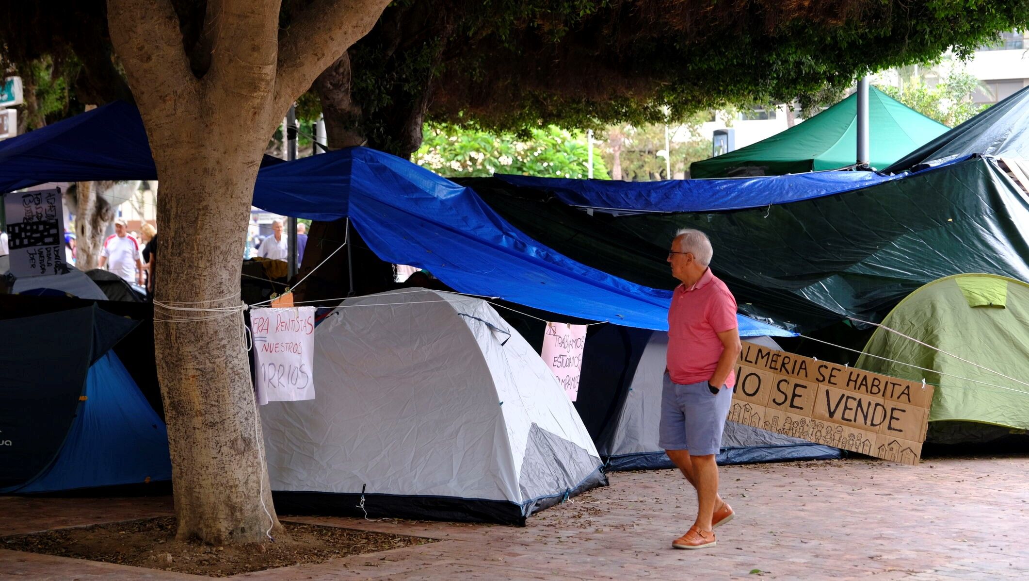 El sindicato Inquilinas y Acampada unen fuerzas en Almería de cara a la huelga general del 11-N
