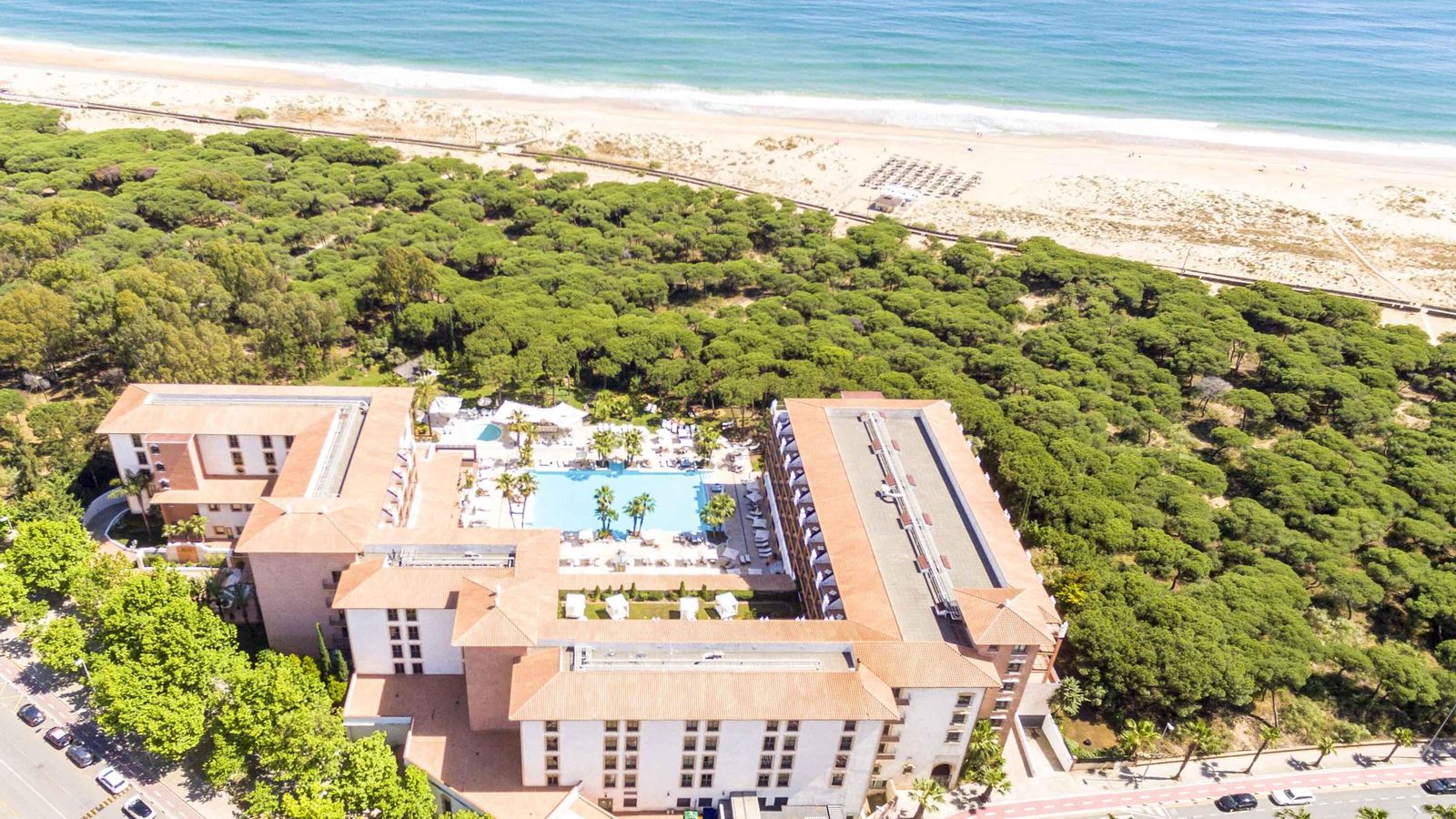 5861 HOTEL ISLA OFERTA EMPLEO TRABAJO COMO CLIENTE 180621 08