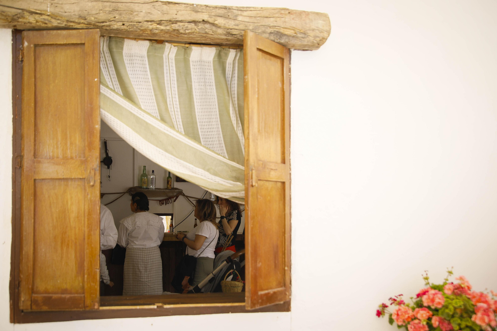 VI Recreación Histórica "Canteros y Caciques en la lucha por el Mármol", en imágenes