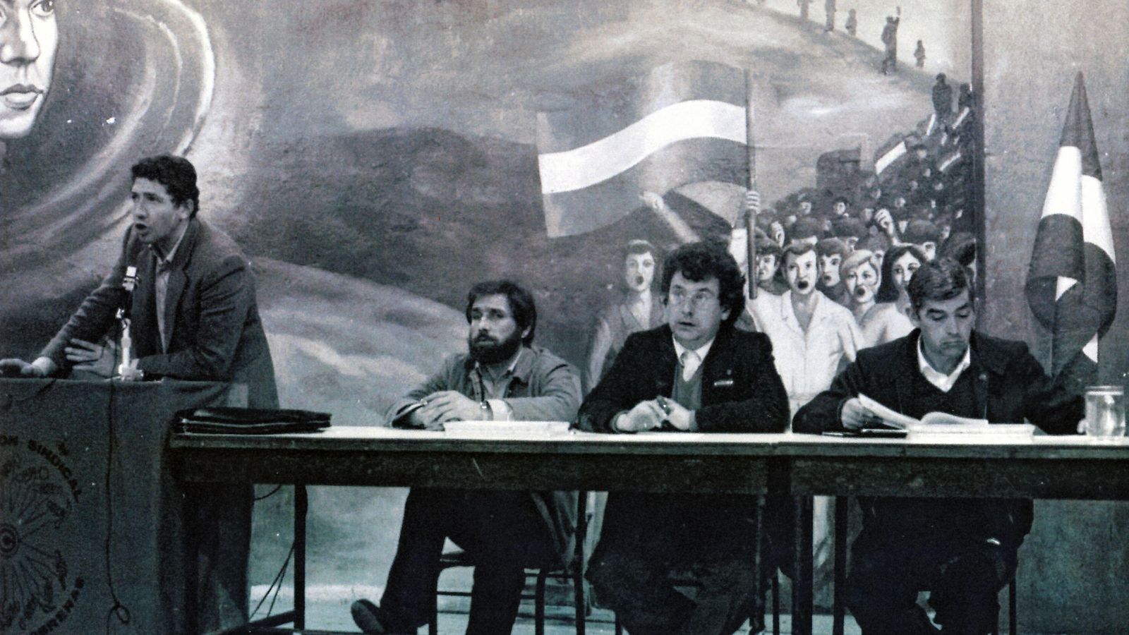 "Pasionaria nos cantó una canción con alusión a Sevilla"