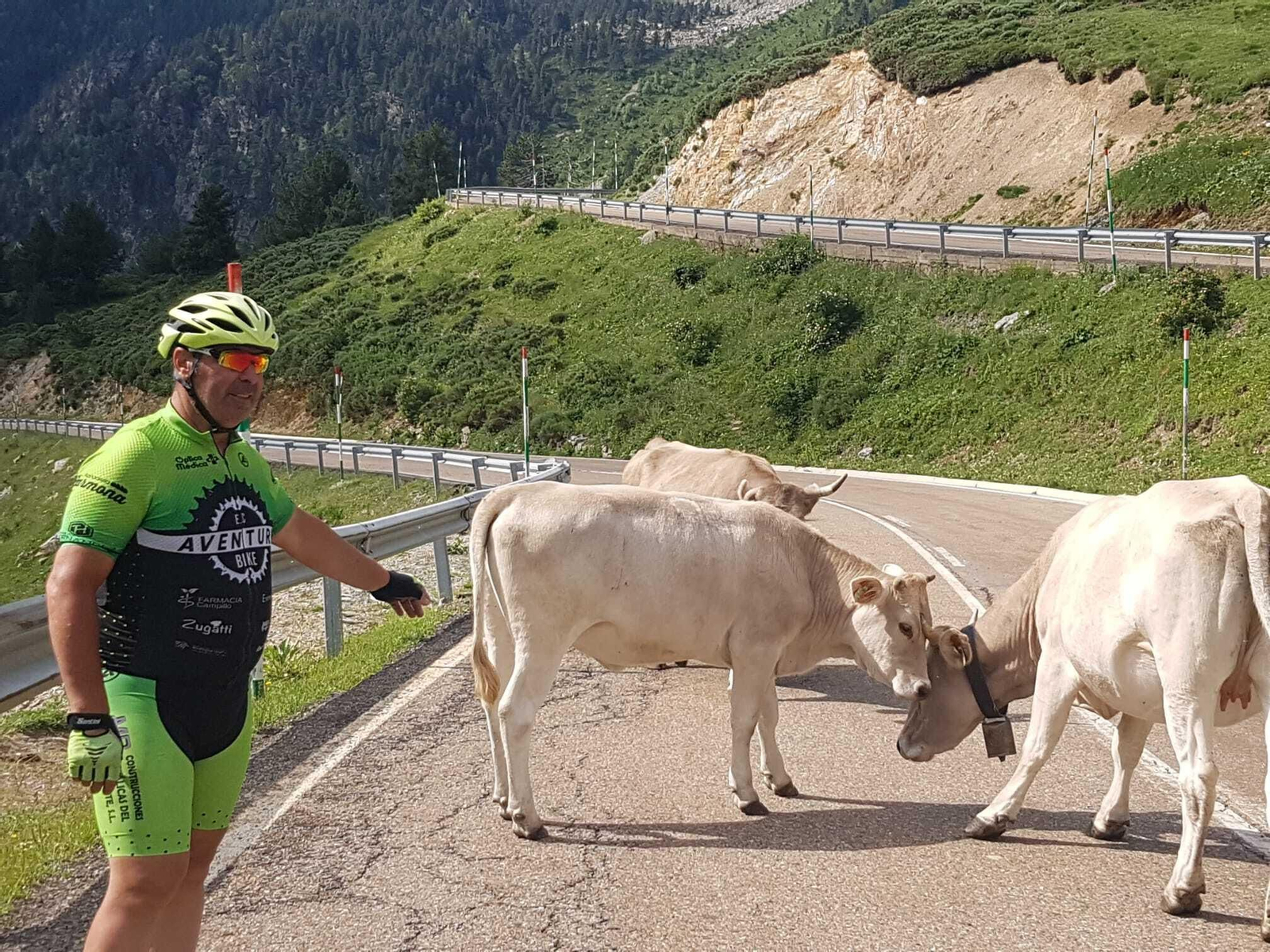 Fotogalería de la Transpirenaica de cuatro almerienses.