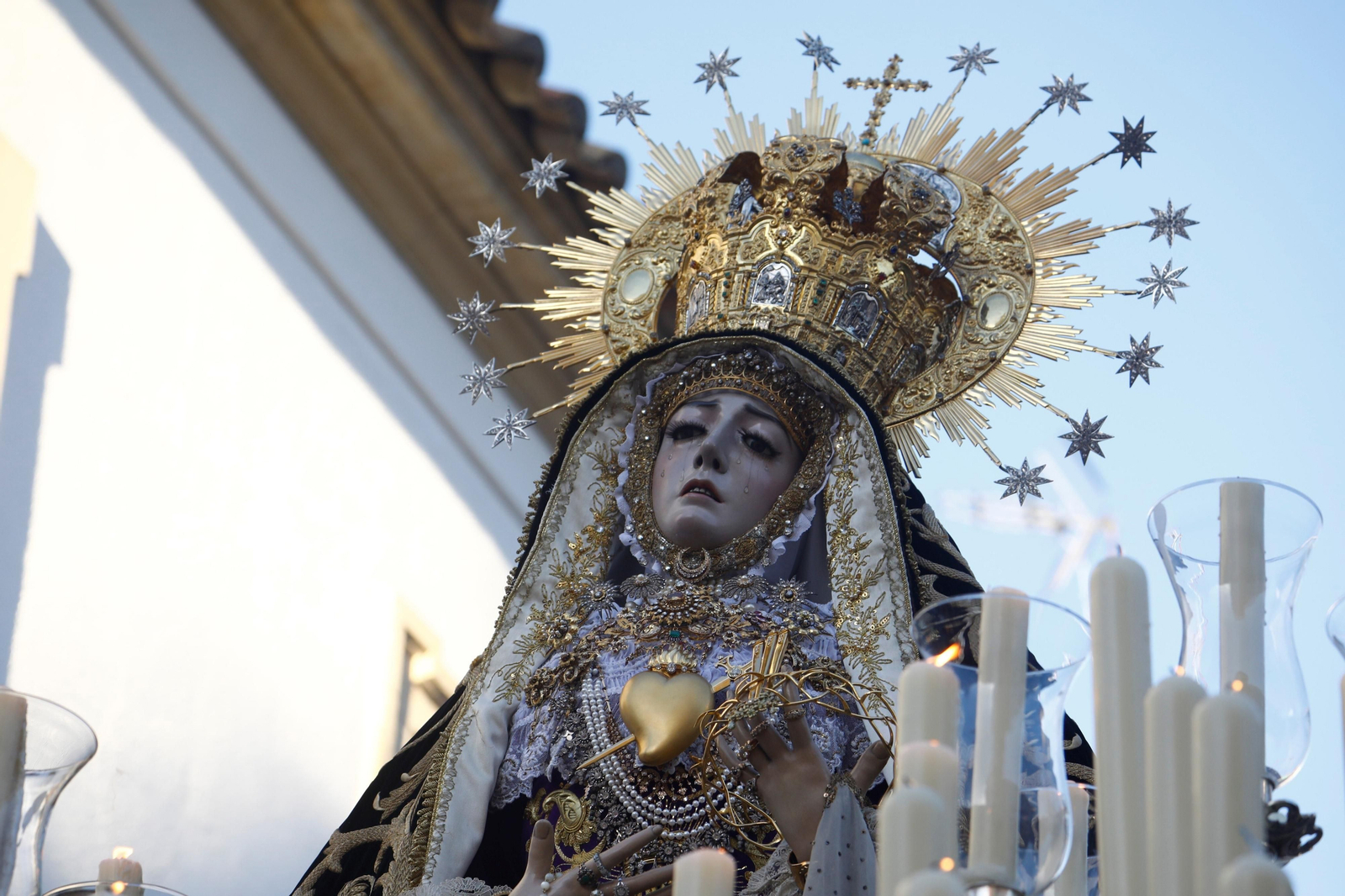 Viernes Santo en Córdoba: la procesión de los Dolores, en imágenes