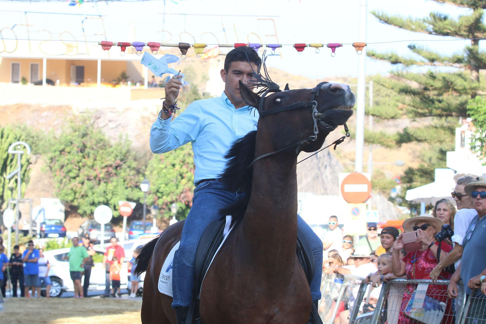 Fotogalería de la carrera de cintas a caballo en Mojácar