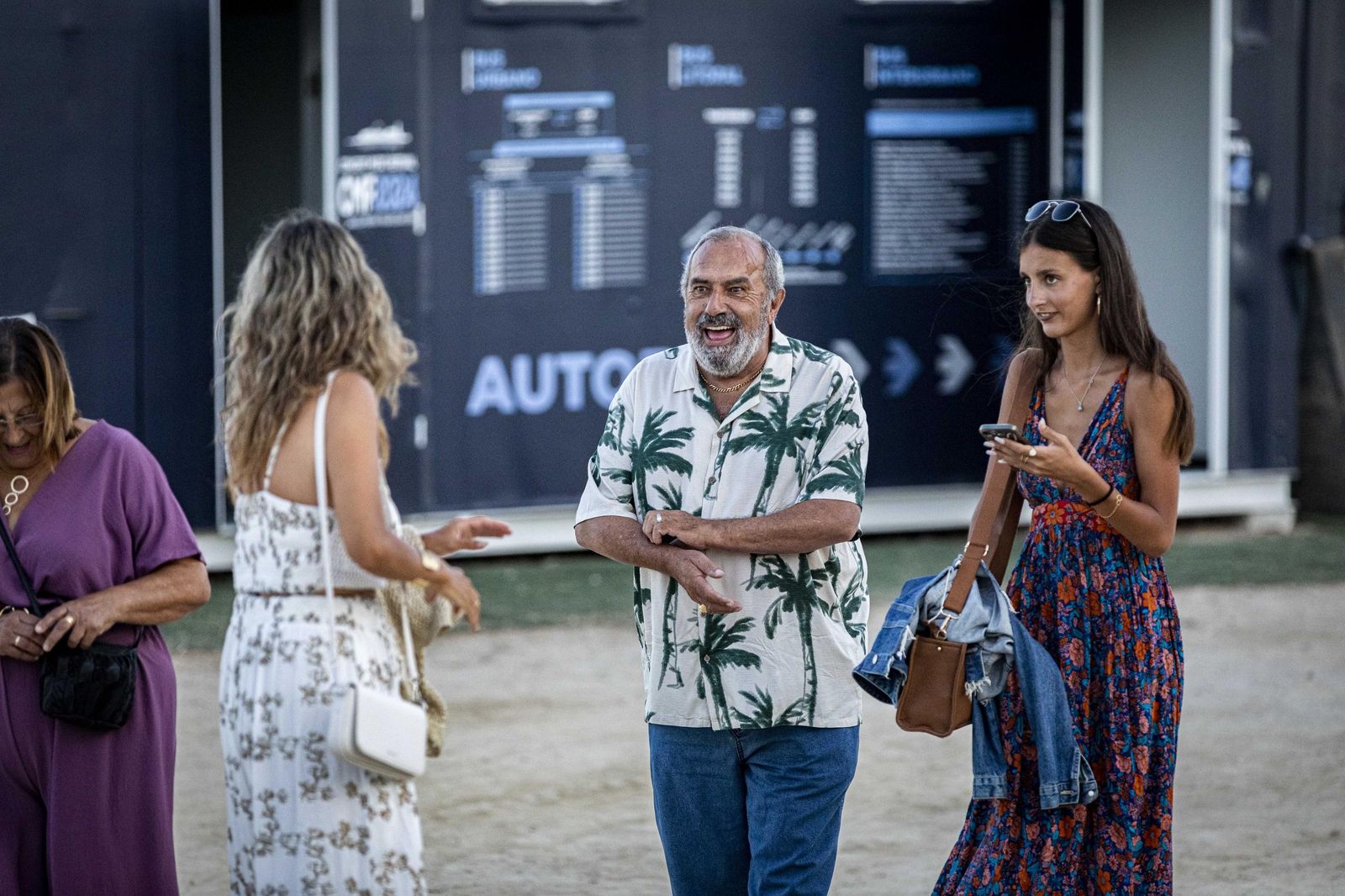 Búscate en las imágenes del concierto de Los Chichos en Concert Music de Chiclana