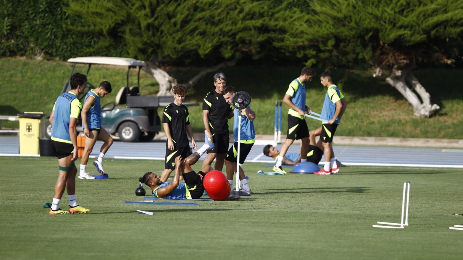 Luis Suárez entrenó con normalidad Luis Suárez entrenó con normalidad