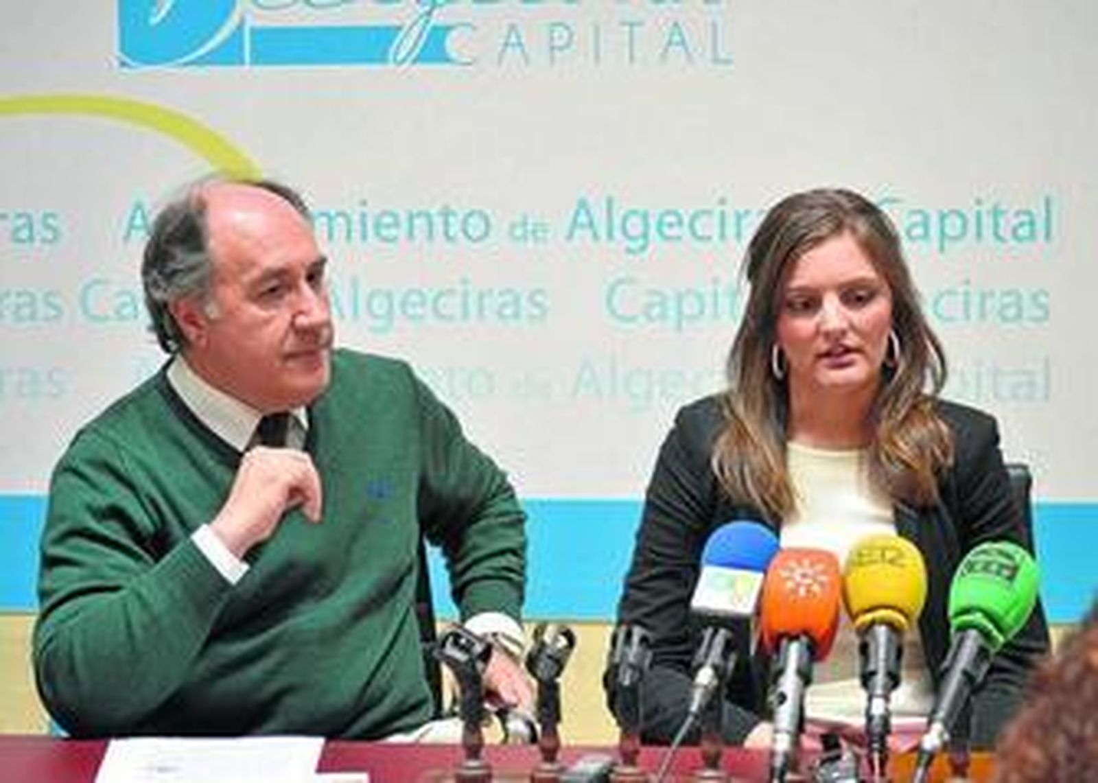 José Ignacio Landaluce e Ifigenia Borrego, ayer durante la presentación del campus.