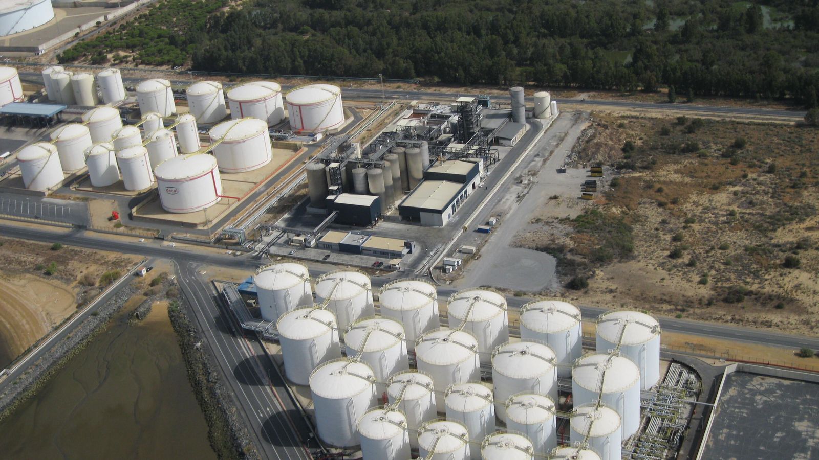 Vista aérea de las instalaciones de Decal.