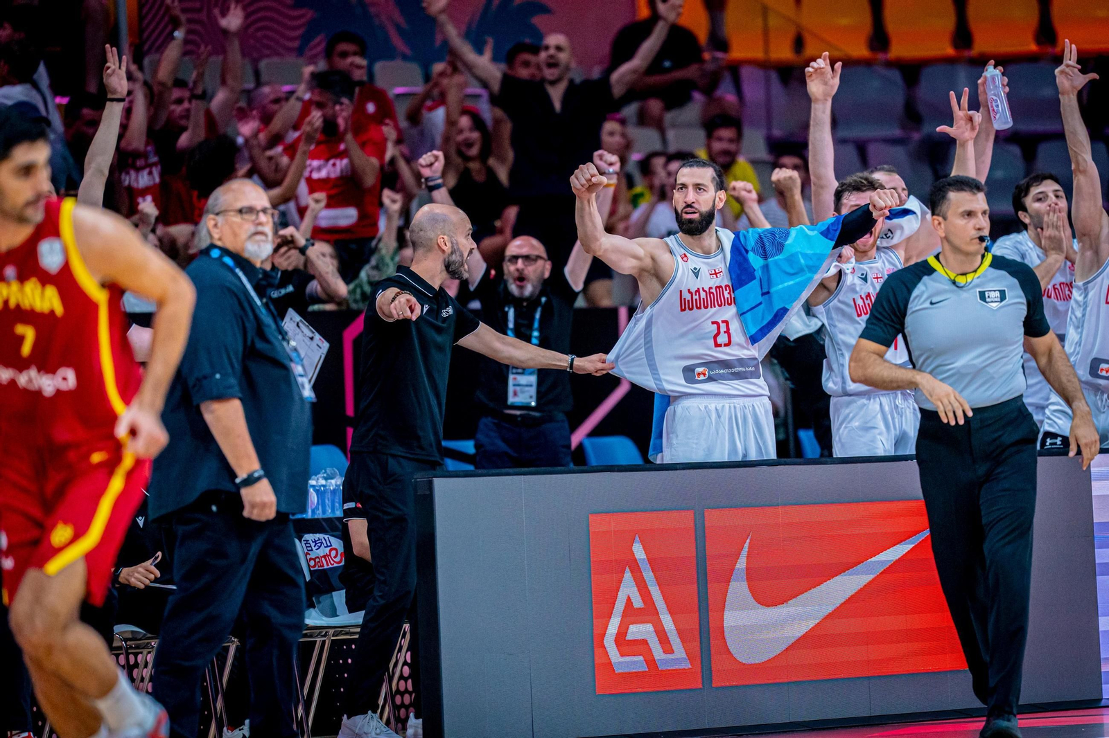 Las fotos del Georgia - España de baloncesto