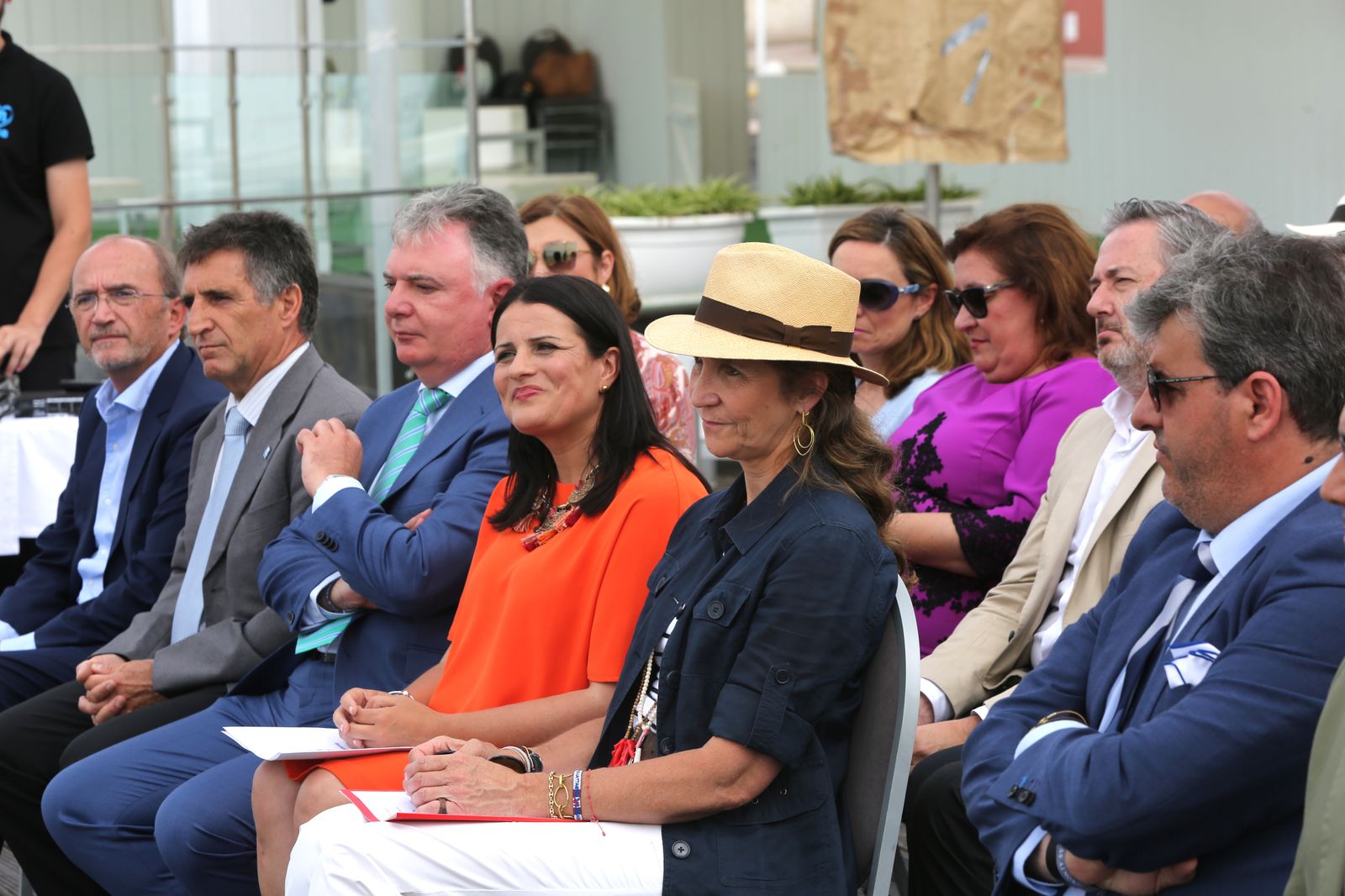 La Infanta Doña Elena asiste a varios talleres de prevención de la fundación Mapfre, en imágenes