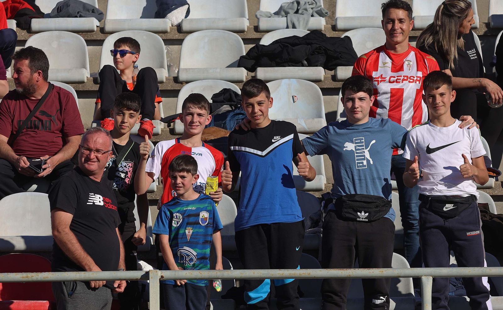Búscate en el Nuevo Mirador durante el Algeciras - Real Madrid Castilla de Primera Federación