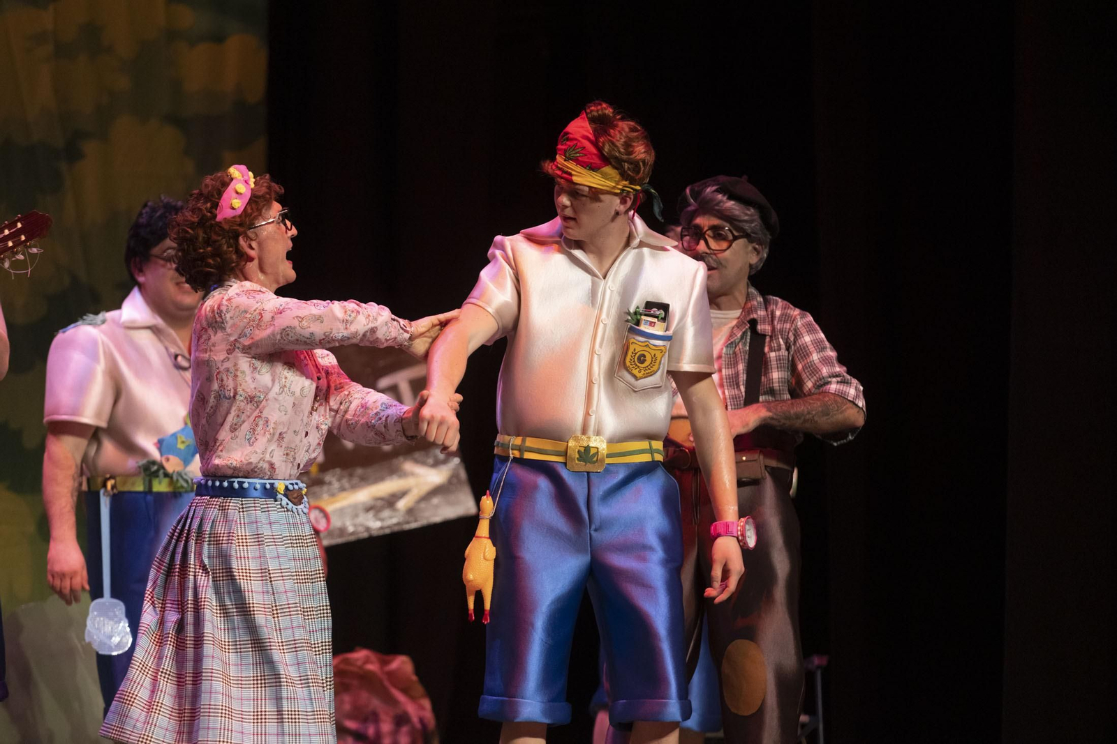 Imágenes de la actuación de la murga de Punta Umbría ‘¡Qué verano!’ en el Carnaval Colombino