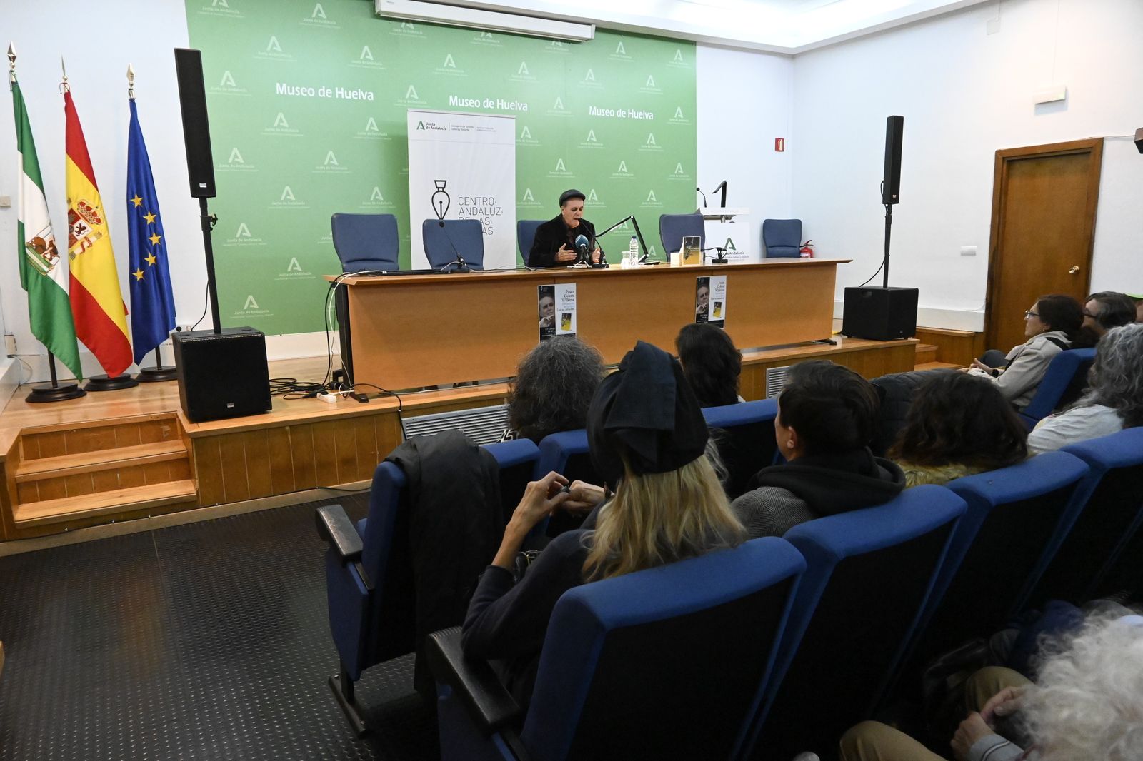 Presentación del nuevo libro de Juan Cobos Wilkins, en imágenes