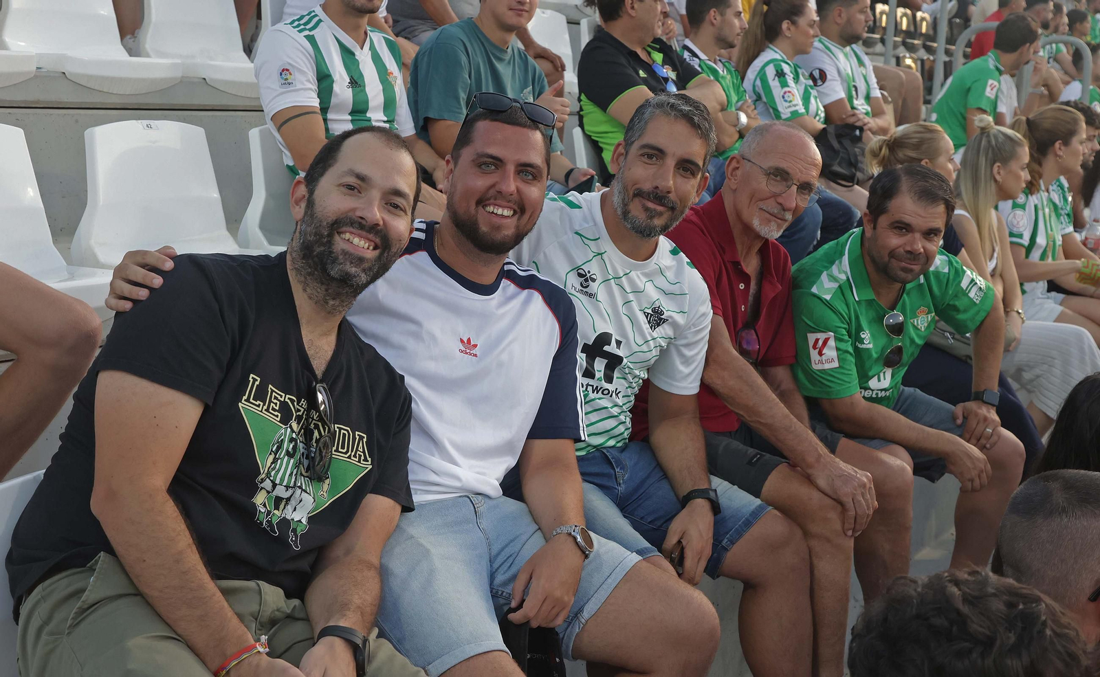 Búscate durante el Betis - Cádiz
