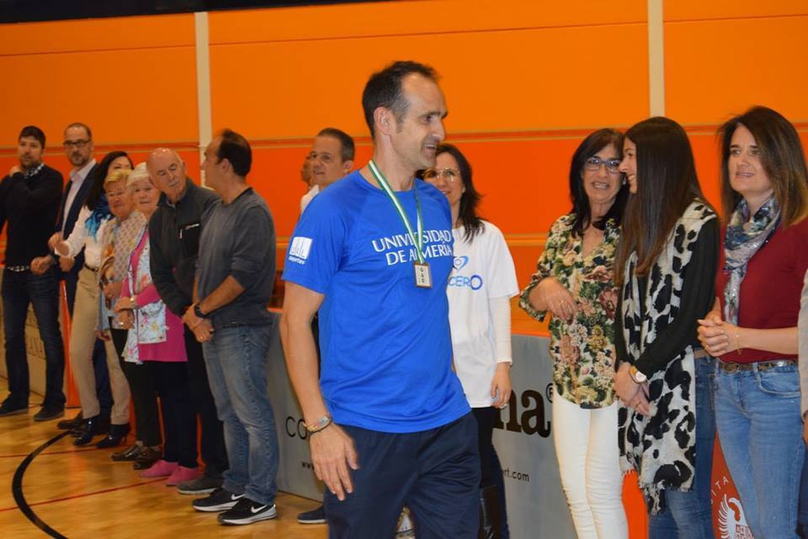 Investigan a Cosme Prenafeta por presuntos abusos a dos jugadoras