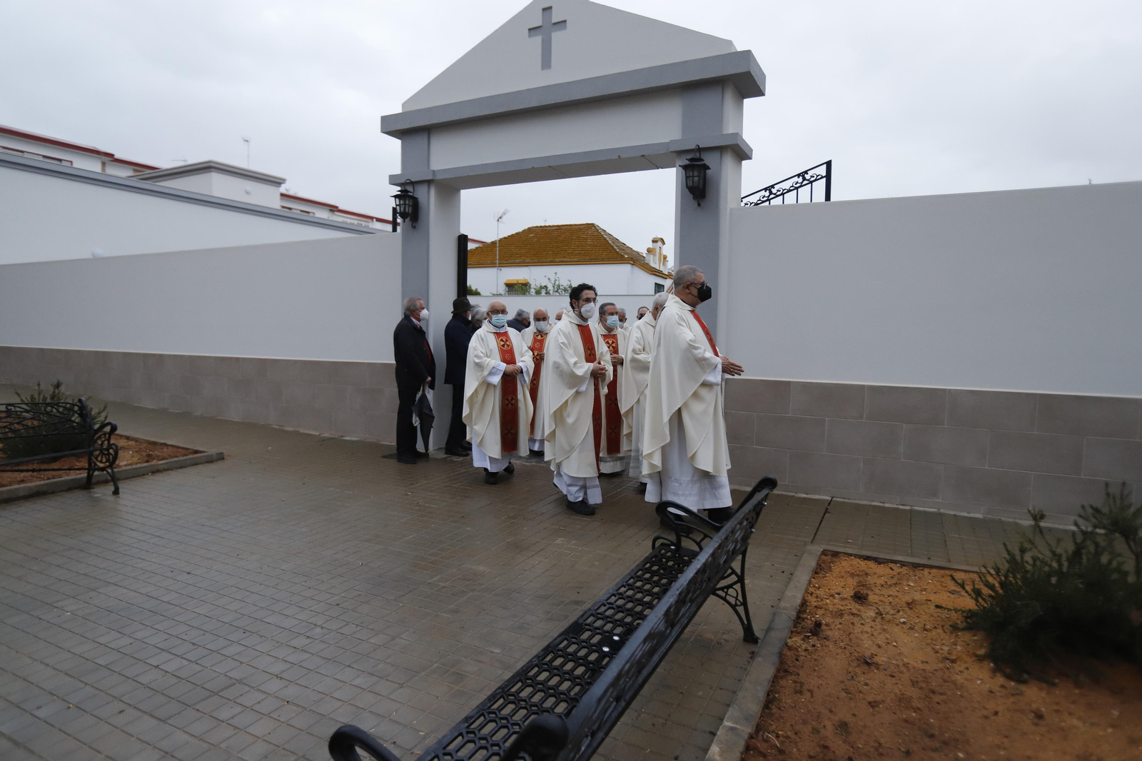 Imágenes de la consagración de la parroquia Cristo Sacerdote
