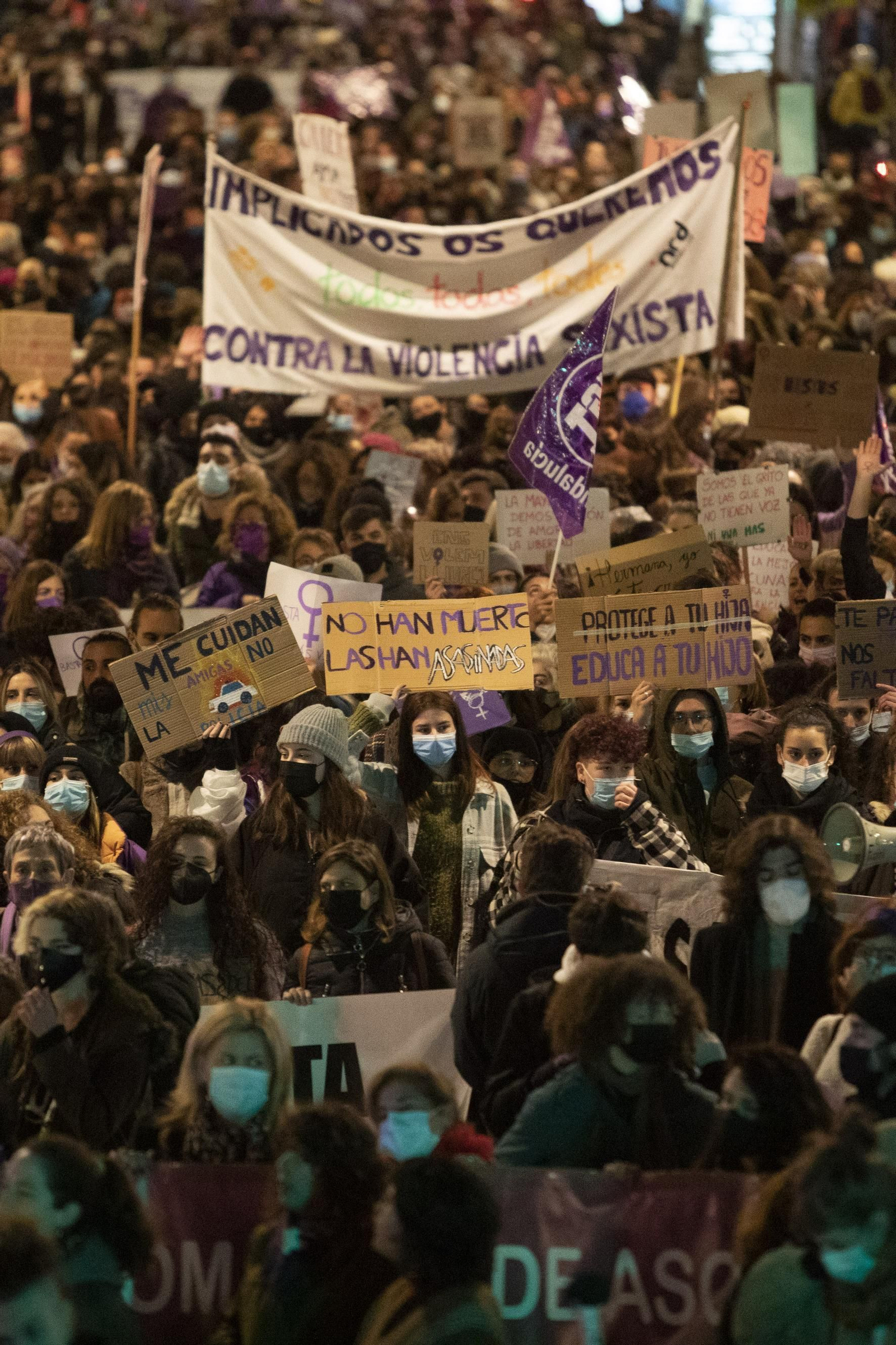 La manifestación del 25-N en Granada en imágenes
