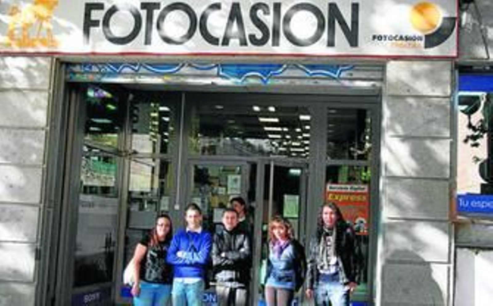 Fachada del establecimiento donde realizaron la visita.