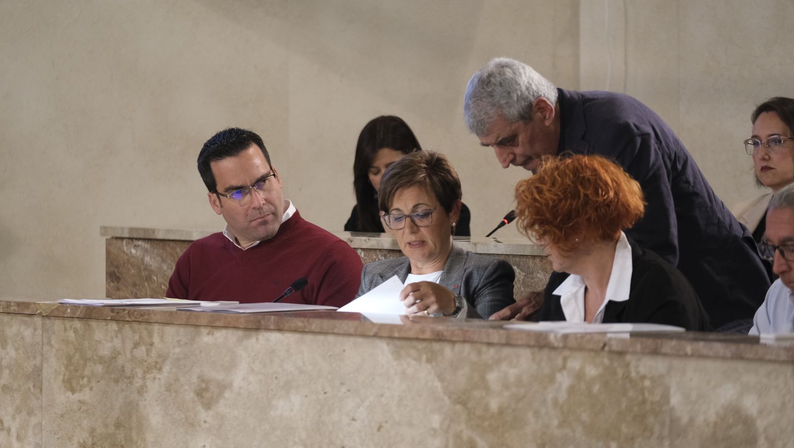 Imágenes del pleno extraordinario del Ayuntamiento de Almería