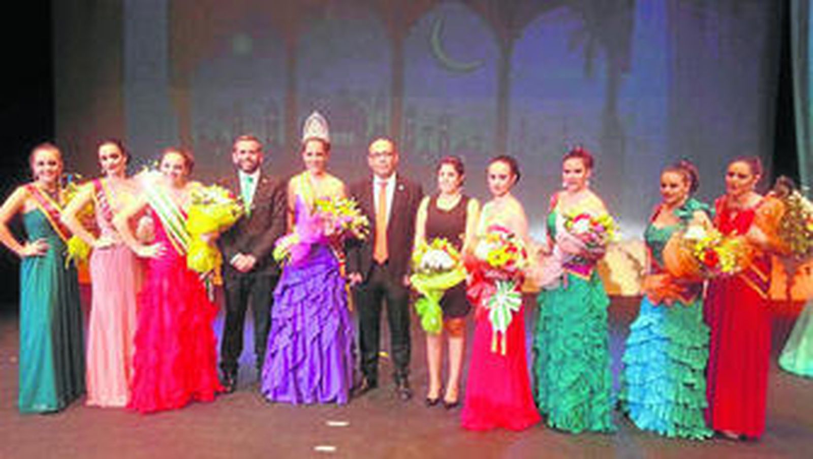 La coronación de la reina infantil del año anterior.