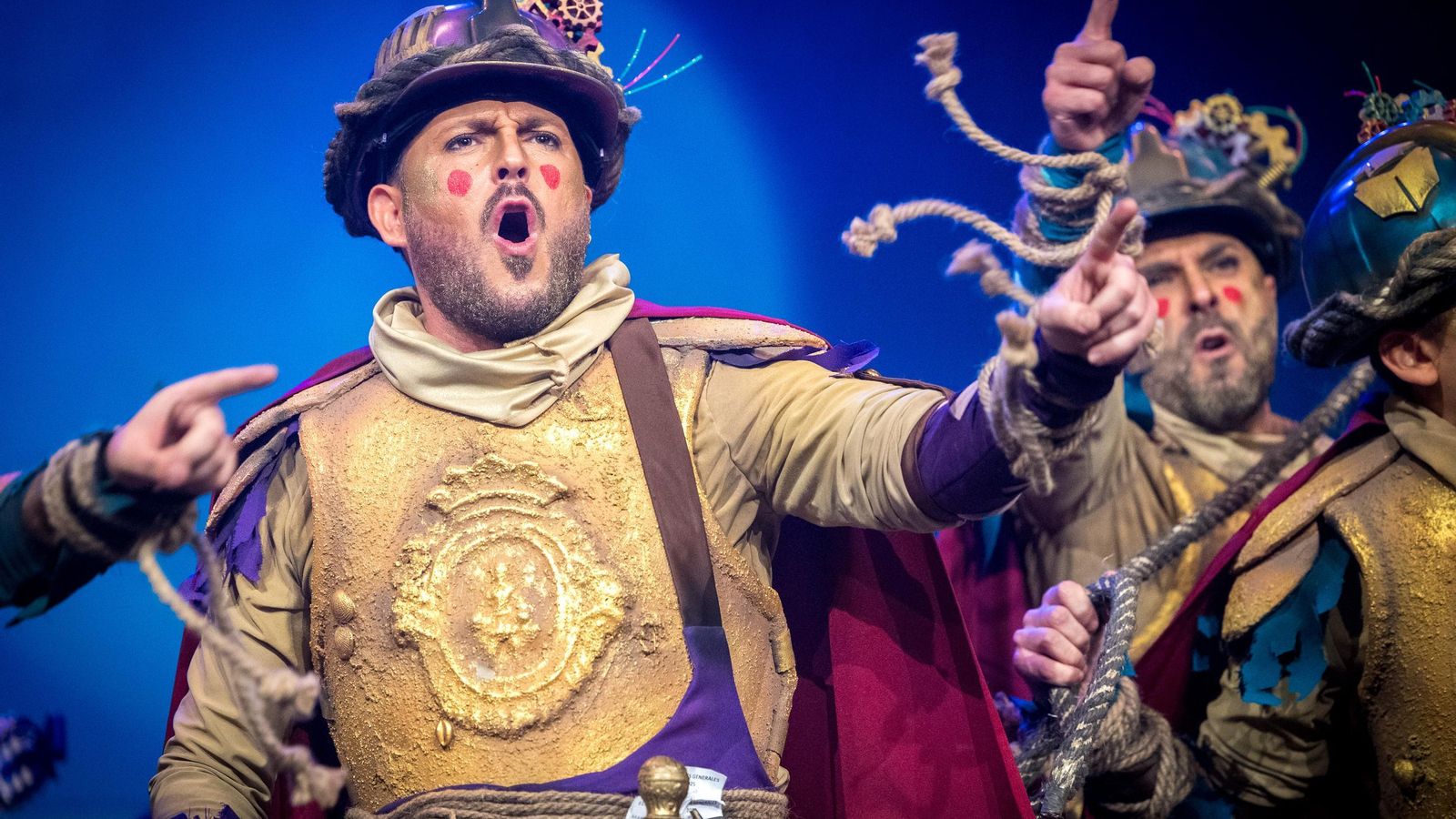 Búscate entre las mejores imágenes de la sexta sesión de cuartos de final del COAC 2025