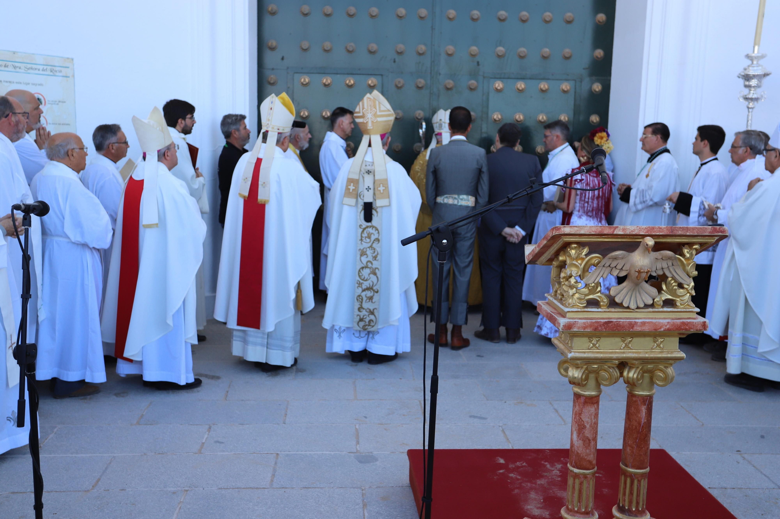 Imágenes de la apertura del nuevo Año Jubilar en El Rocío