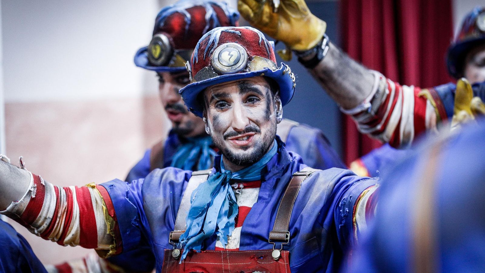 Búscate entre las mejores imágenes de la primera sesión de cuartos de final del COAC 2025