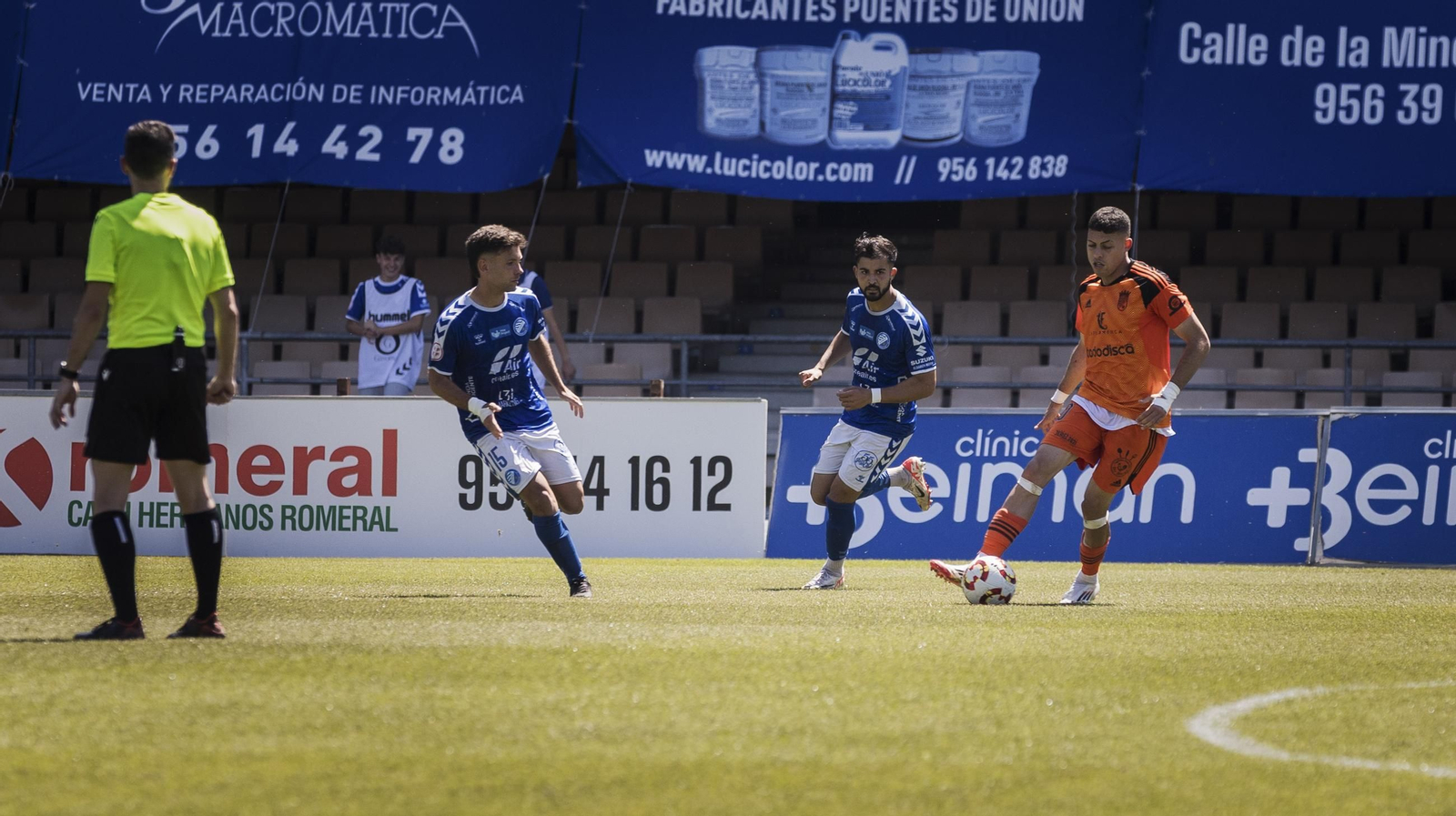 Las imágenes del derbi entre Xerez DFC y Xerez CD en Chapín