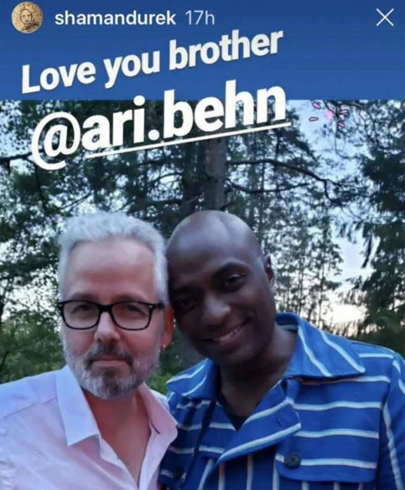 Foto en la que Ari Behn y el actual novio de Marta Luisa proclaman su amistad.