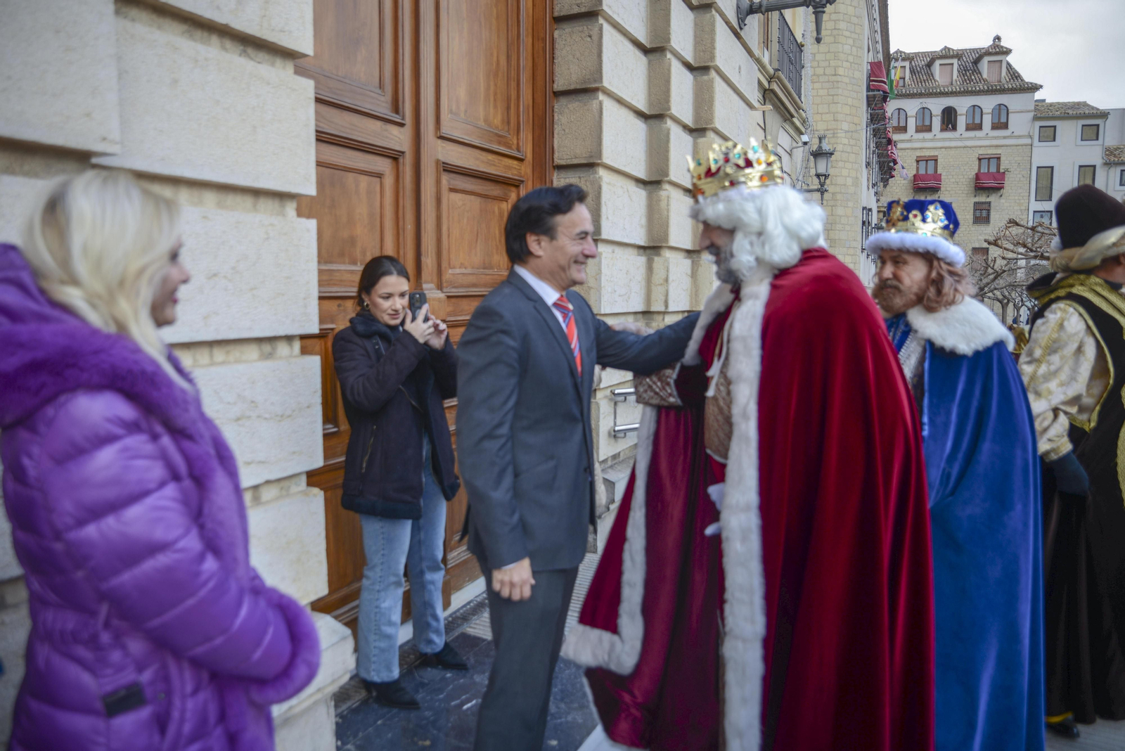 ¡Los Reyes Magos ya están en Jaén! Así ha sido su llegada a la capital