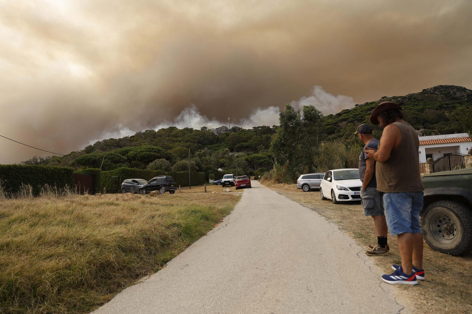Las fotos del incendio forestal entre la Torre y Valdevaqueros en Tarifa