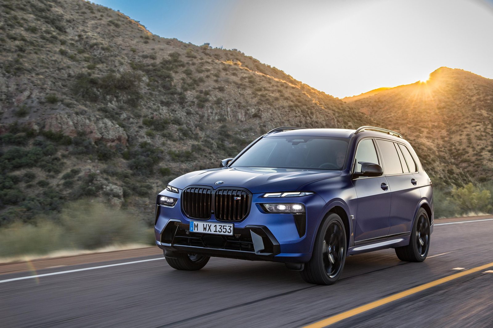 El X7, el SUV más grande y lujoso de BMW, se actualiza