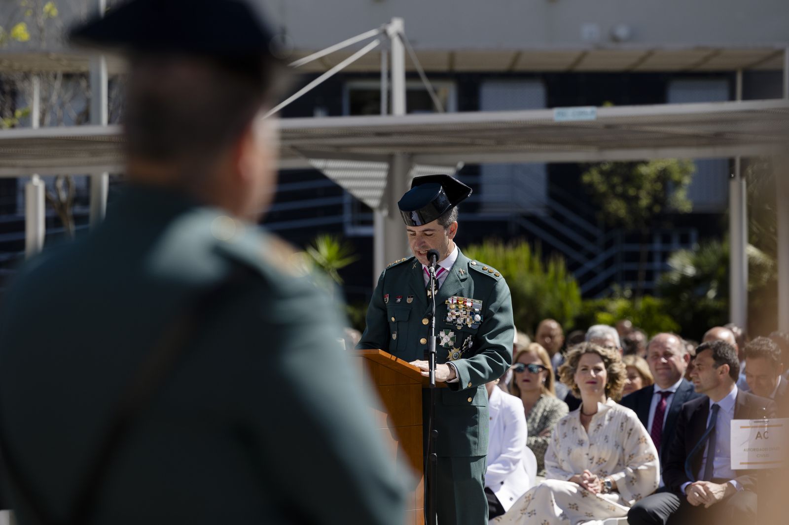Toma de posesión del coronel Luis Martín Velasco como jefe de la Comandancia de la Guardia Civil  de Cádiz