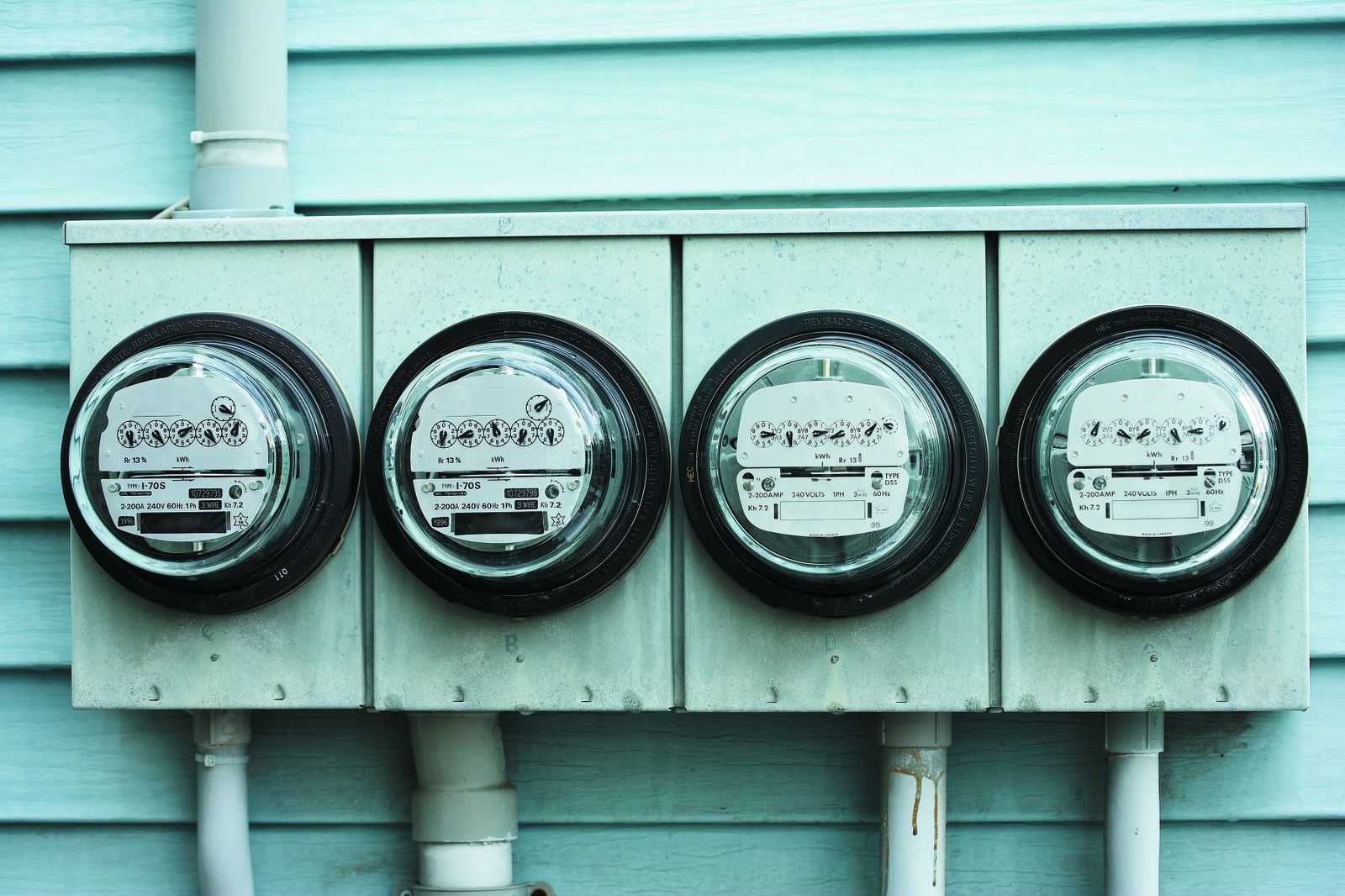 Así quedan los recibos de la luz y el gas al comenzar 2021