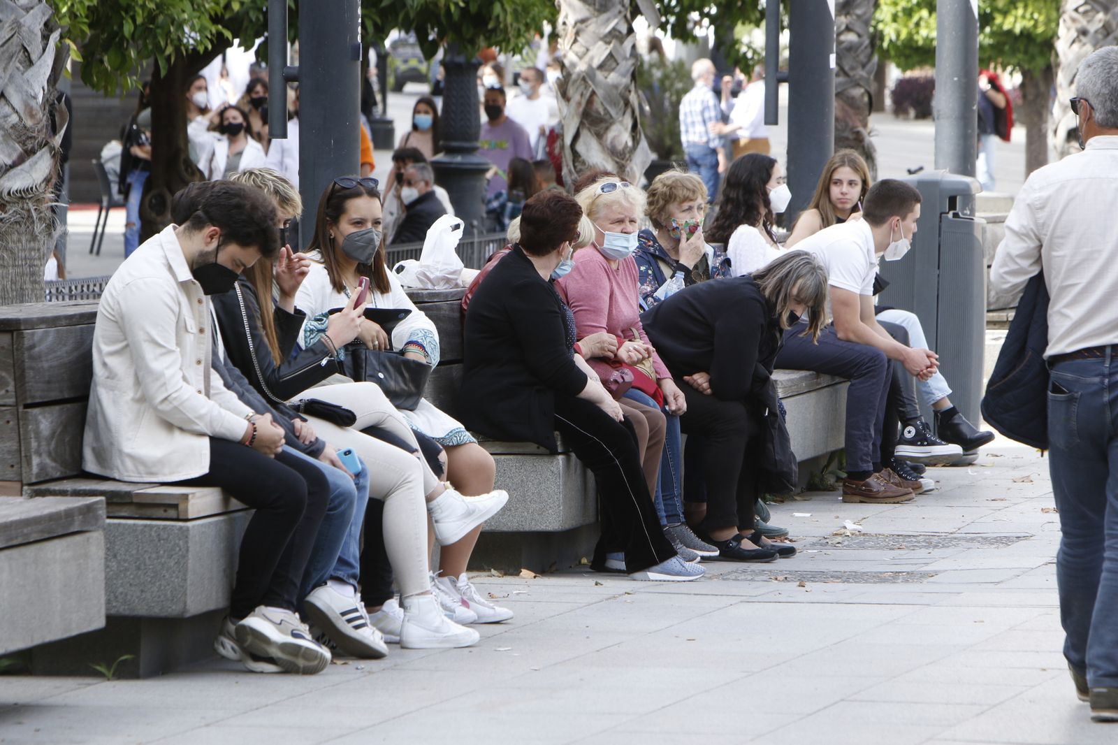 Ambiente en el festivo fin de semana en Sevilla