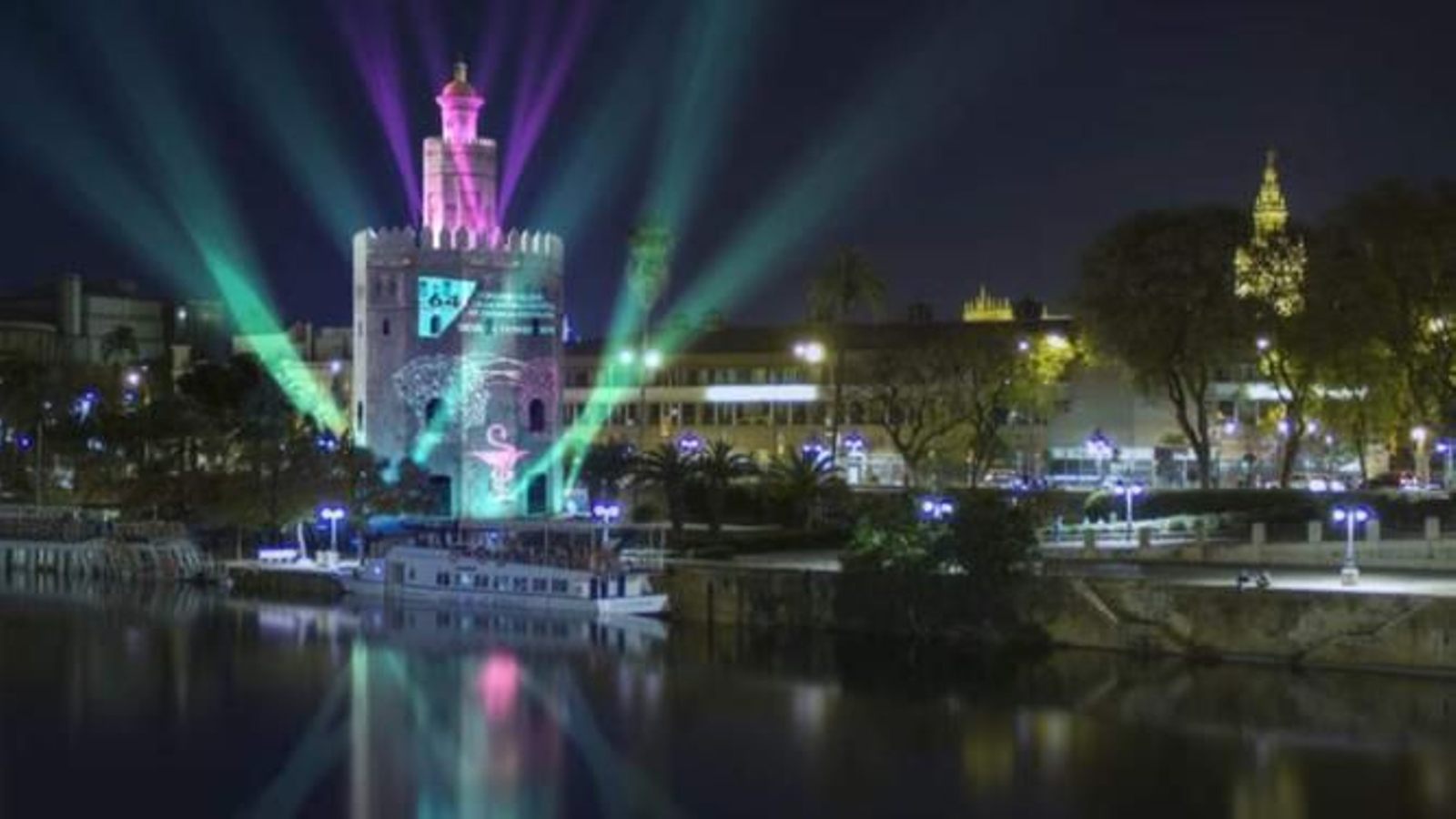 Recreación del mapping de la Torre del Oro.