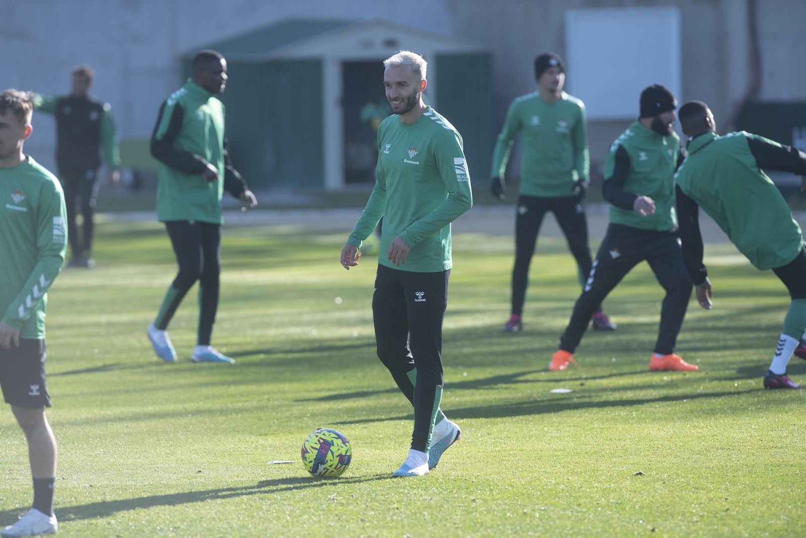 Pezzella, en el entrenamiento de los verdiblancos de este pasado lunes.